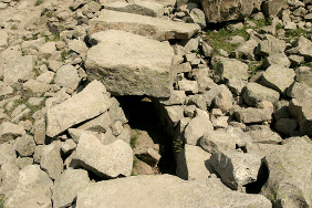  Couverture du tunnel endommagee au col de la Pisse